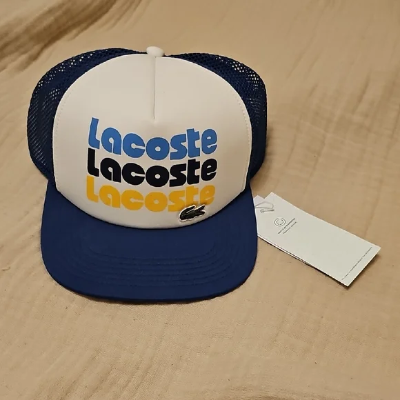 Lacoste Unisex Lightweight Neoprene Trucker Hat - Picture 1 of 9